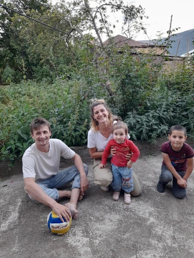 Alex Bnb Tatev Eksteriør billede