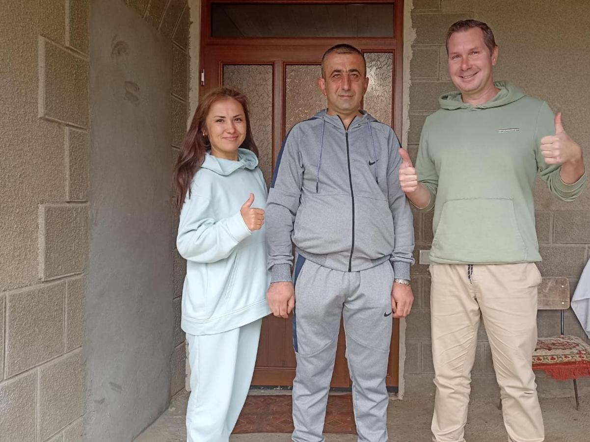 Alex Bnb Tatev Eksteriør billede